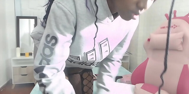 anal,anus,ass,ebony,ebony teen,latina,webcam