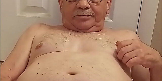 golden shower,pissing
