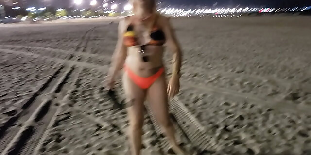 beach,blonde,boobs,femdom,pussy,voyeur